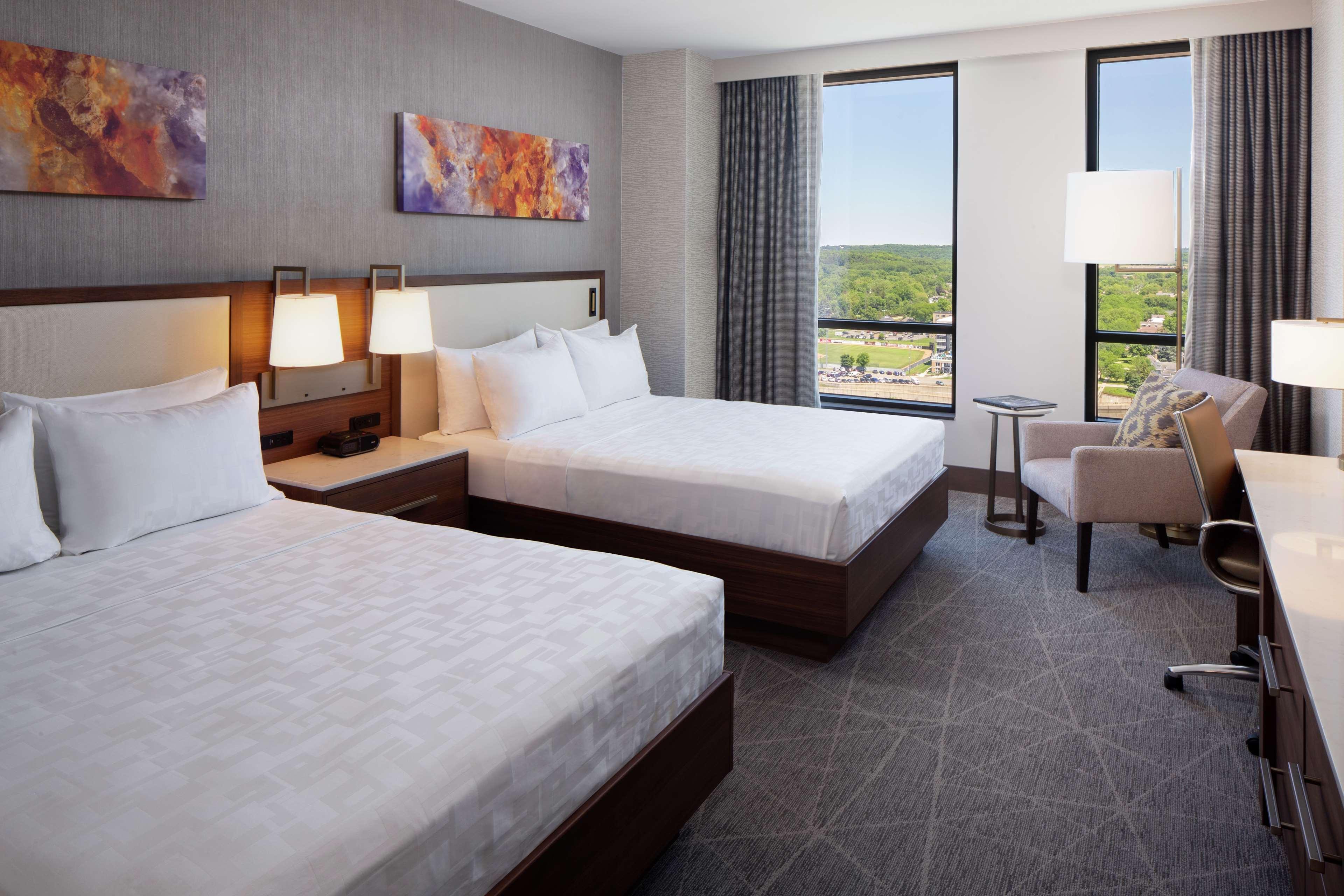 ฮิลตัน โรเชสเตอร์ เมโยคลีนิกแอเรีย Hotel ภายนอก รูปภาพ