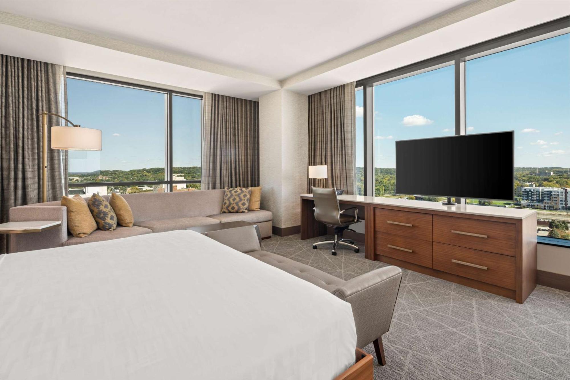 ฮิลตัน โรเชสเตอร์ เมโยคลีนิกแอเรีย Hotel ภายนอก รูปภาพ