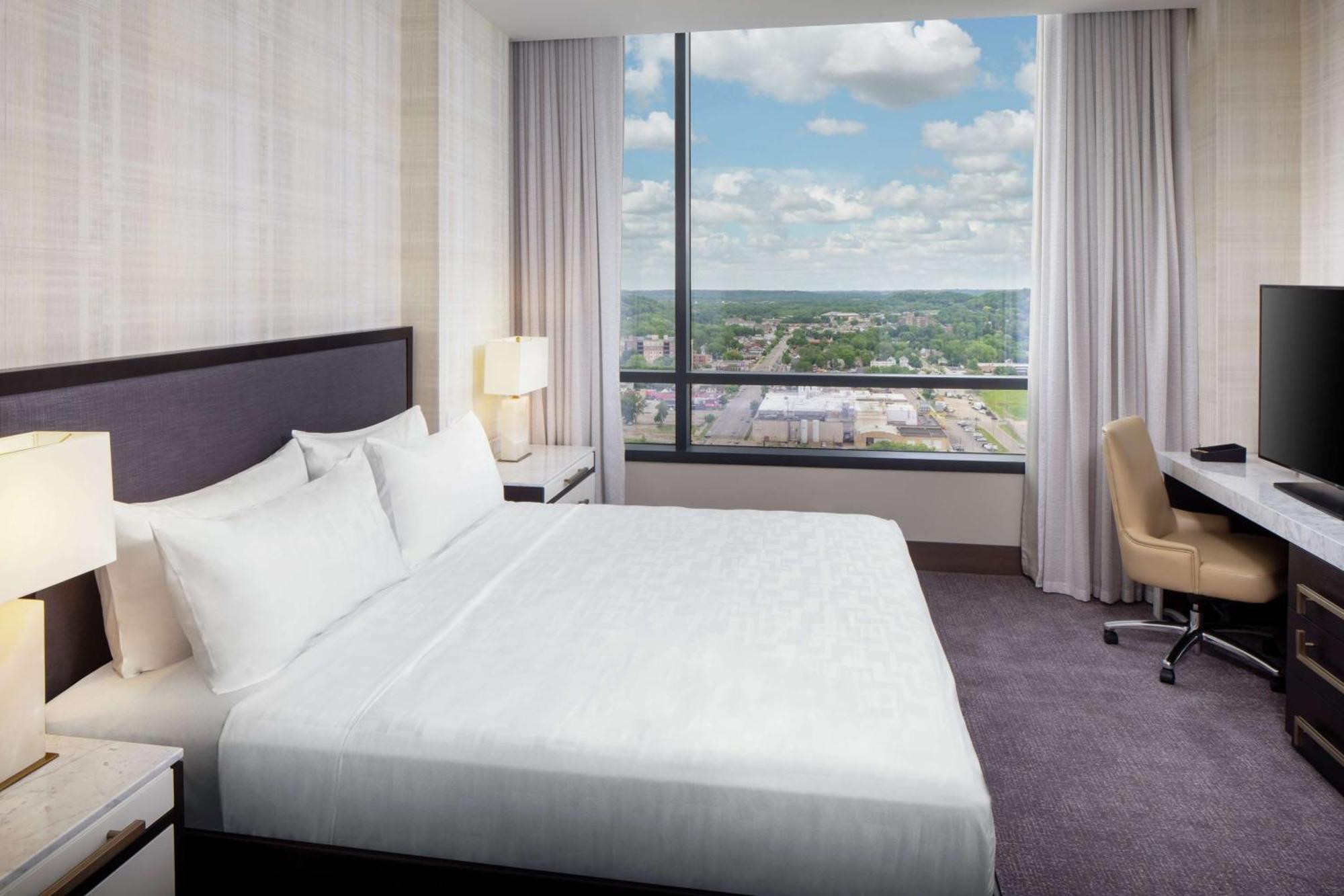 ฮิลตัน โรเชสเตอร์ เมโยคลีนิกแอเรีย Hotel ภายนอก รูปภาพ